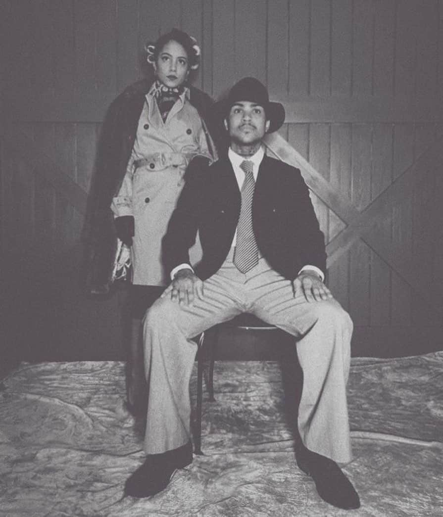 デアンドレ・イェドリンさんのインスタグラム写真 - (デアンドレ・イェドリンInstagram)「Betty Rodriguez and Booker Yedlin circa 1929. #decadeschallenge  Somebody stop us! 😂😂😂 #stayhome #getcreative」3月30日 23時57分 - yedlinny