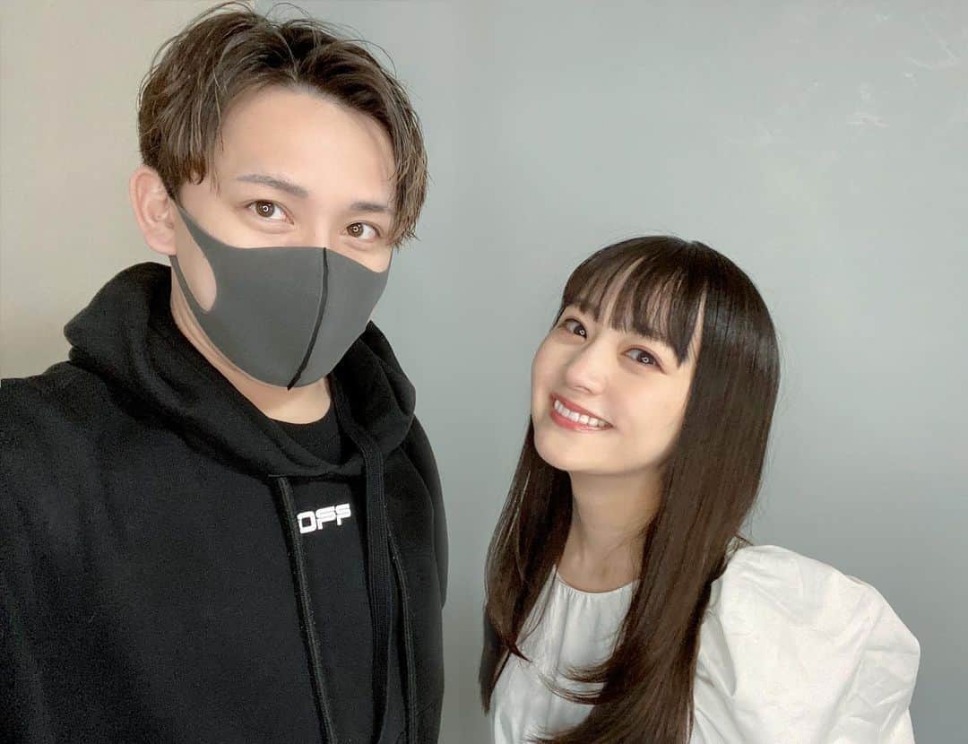 のインスタグラム：「浜田翔子さんと コラボさせていただきました  今まで見てきた人間の中で 1番顔が小さい！34歳に見えない！  #婚活 #婚活YouTuber #モテたい  @shoko_hamada」