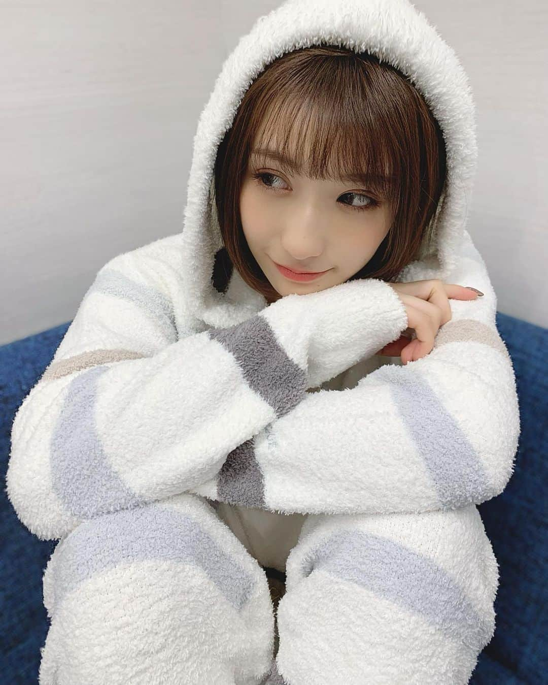 伊藤愛真さんのインスタグラム写真 - (伊藤愛真Instagram)「. お話ししよお〜！！！🥺 質問でもなんでも！！」3月31日 16時02分 - __emagram