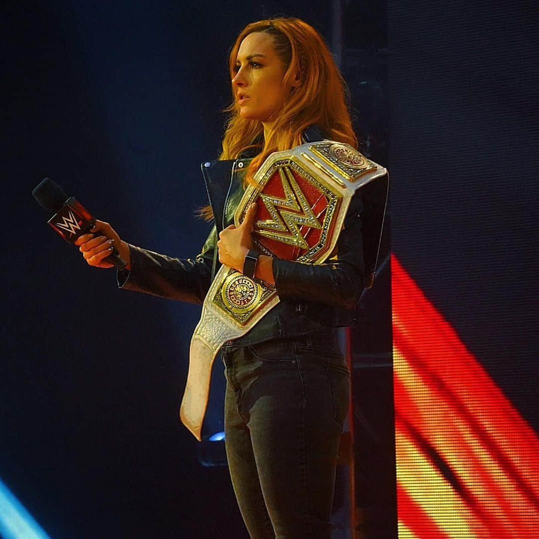 WWEさんのインスタグラム写真 - (WWEInstagram)「Has @beckylynchwwe got in the head of @qosbaszler? Will history really follow the one that creates it at #WrestleMania?」3月31日 10時05分 - wwe