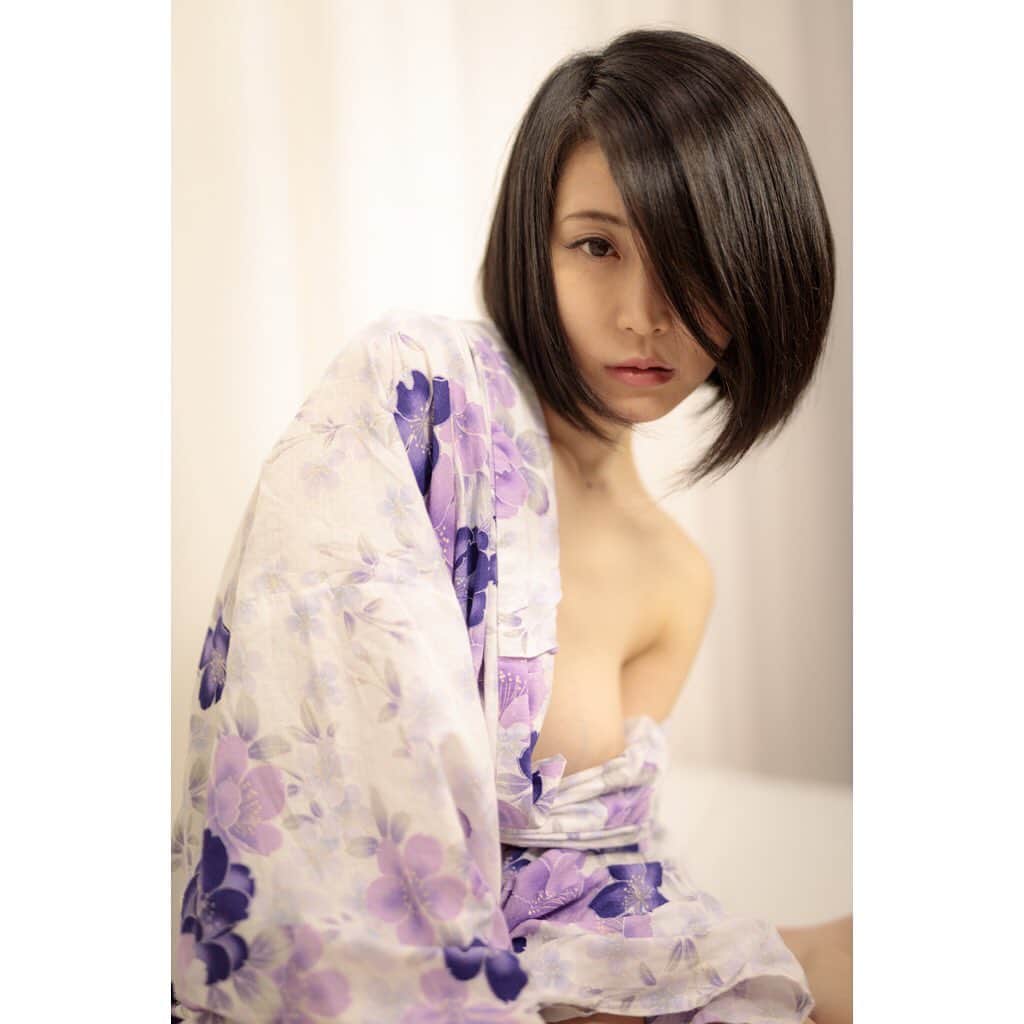 七菜乃さんのインスタグラム写真 - (七菜乃Instagram)「photo @gakuphotography  #photo #nude #kimono」3月31日 10時19分 - nananano.nano