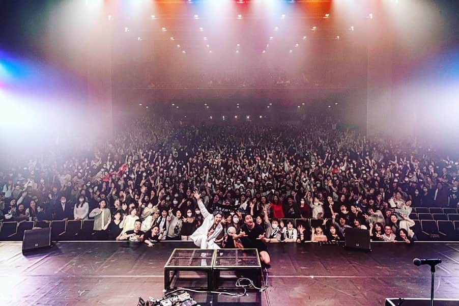 雅-MIYAVI-さんのインスタグラム写真 - (雅-MIYAVI-Instagram)「Miss you all...!!!!!! また早くステージでギターを弾きまくりたい！！！！#Music」3月31日 11時45分 - miyavi_ishihara