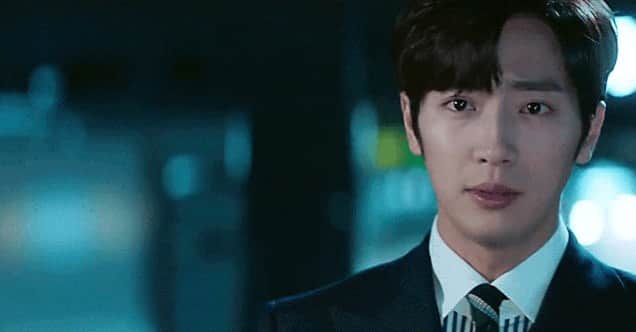 イ・サンヨプのインスタグラム：「이 사람은 일광하이텍 대표이사 윤석호입니다. #세작품연속윤씨성을가진캐릭터 #SBS #굿캐스팅 4월27일월요일밤10시첫방송」