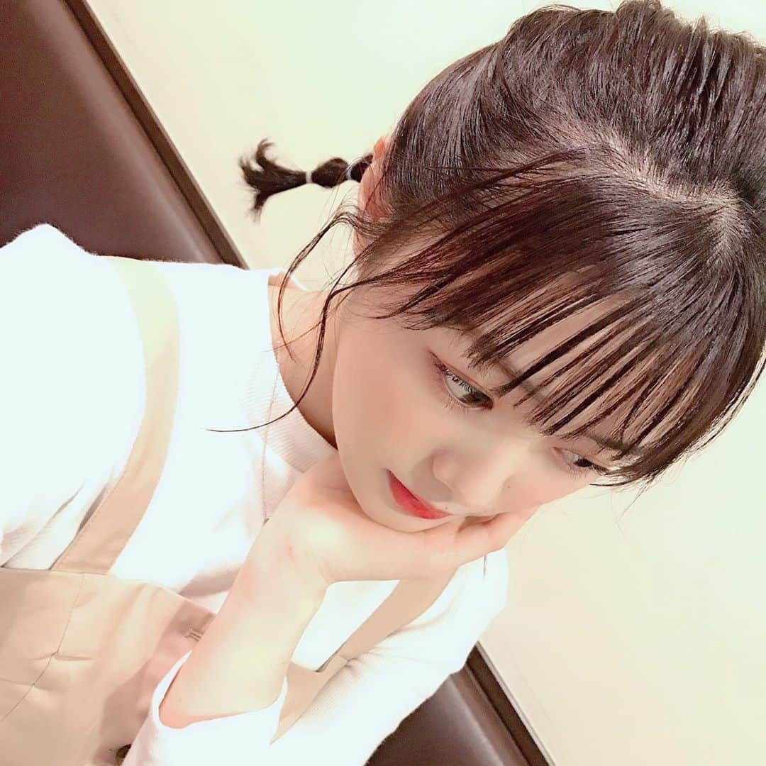 長谷川玲奈さんのインスタグラム写真 - (長谷川玲奈Instagram)「前髪バブみ♡〜 #前髪　#バブみ」3月31日 13時23分 - bbg_rena0315