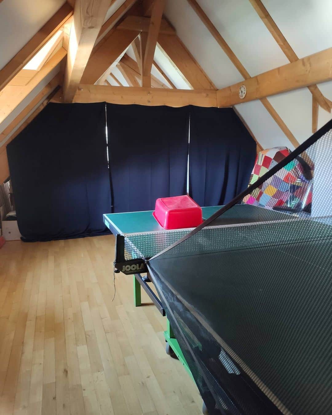 DE NUTTE Sarahさんのインスタグラム写真 - (DE NUTTE SarahInstagram)「My new office is ready 🏓 What do you think? 😃 . #stayhome #stayhealthy 🍀」4月1日 1時55分 - sarahdenutte