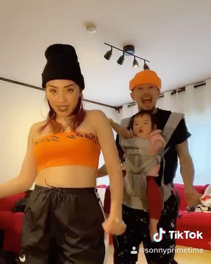 SONNYのインスタグラム：「外出自粛 1 Dance challenge a Day  #savagechallenge」