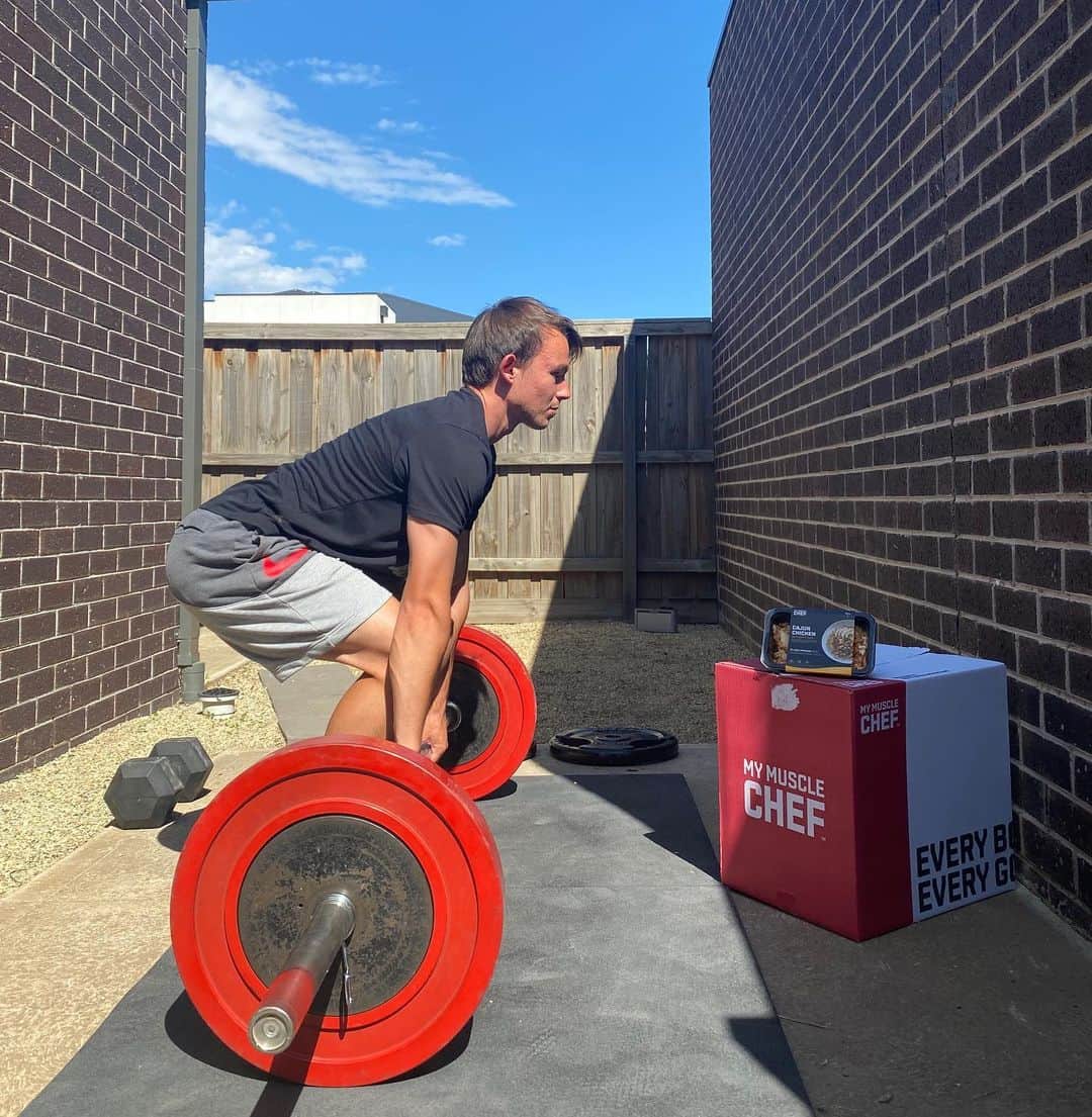ジャック・ヘイルのインスタグラム：「Unforeseen and sad but 100% the correct decision to postpone the 2020 Olympics(More on my thoughts of this and a 2020 season recap in a few days). Thanks to @tasmanian_institute_of_sport and @athsessendon I am all sorted with my gym set up at home. I will be back out on the track in no time after a quick and much needed mental and physical break!  But.. during this time it has been awesome to partner up with @mymusclechef . They have been my absolute saviour nutritionally with quick and fresh meals at home, ready in under 3 minutes! I honestly could not recommend a better company!  #mymusclechef」