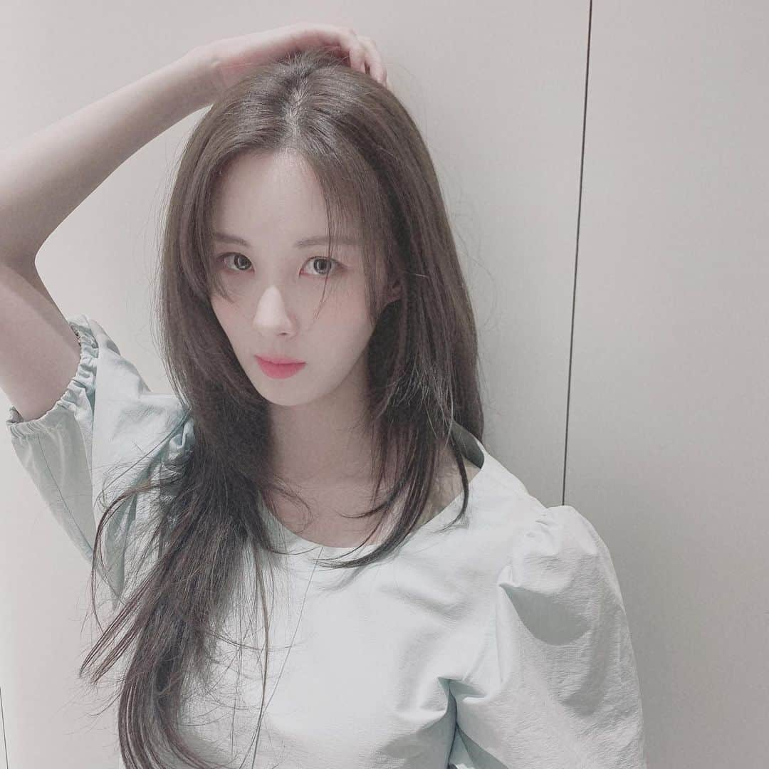 ソヒョンさんのインスタグラム写真 - (ソヒョンInstagram)「there」3月31日 18時59分 - seojuhyun_s