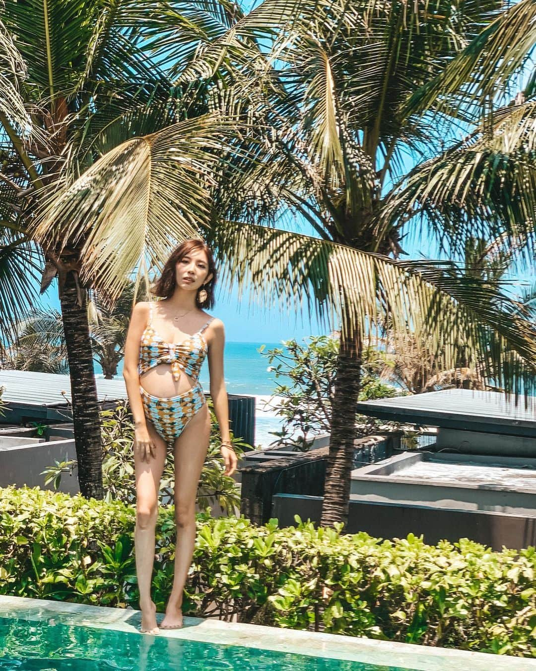 菊池瑠々さんのインスタグラム写真 - (菊池瑠々Instagram)「レイくん妊娠中バリ🌴 載せてなかった写真山ほどある（笑） . .  #ママ#ママモデル#バリ#バリ島 #マタニティ#マタニティ旅行#ビキニ#水着 #インスタ#インスタ映え#プール #3人目妊娠中#妊娠6ヶ月#妊娠#3児ママ  #男の子ママ#男の子ママ予定#女の子ママ#pregnant#mama#bali#balitrip#pool #resort#trip#bikini#泳装#女孩#照片#时装」3月31日 21時15分 - rurururu38