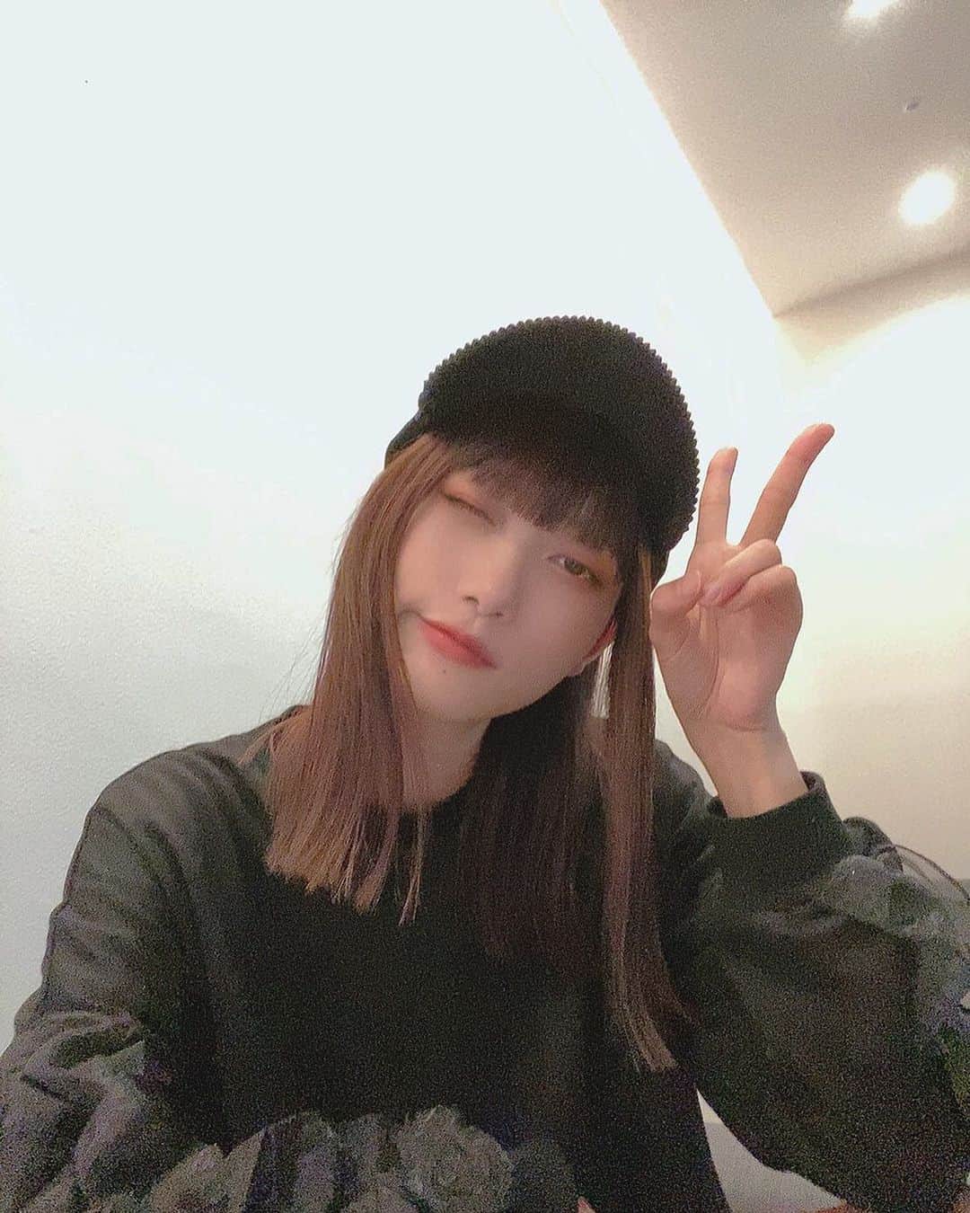 阿知波妃皇のインスタグラム：「❤️✌🏻✌🏼✌🏽✌🏾✌🏿❤️」