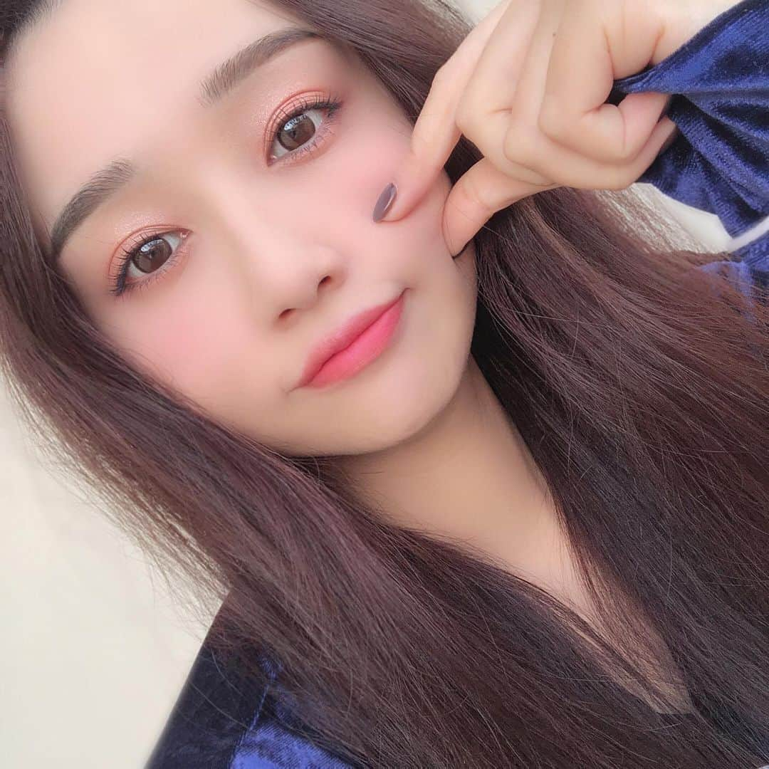 天野ゆうかさんのインスタグラム写真 - (天野ゆうかInstagram)「最近、YouTubeに上がってる #あつまれどうぶつの森 見てたら、 久々にしたくなって、 携帯アプリver.やり始めた🌳🍎🎣🌷 #どうぶつの森ポケットキャンプ . . . 時間があるからレベル上がるのも早い❤️＋ お出掛けできへんストレスからか、 自分の分身キャラの足がもげるんちゃうかってくらい 無駄に走り回ってます🌳🏃🏻‍♀️💨 . . 虫も魚も結構レアなん獲れてきた◎ やってる人いるかな？🎮 . . . #おうち時間 #おうちじかん #どうぶつの森 #ポケットキャンプ #ポケ森 #あつ森 #どう森 #アプリ #ゲーム #いつかの写真 #stayhome #stayhomestaysafe #game #📱」4月15日 19時00分 - yucca_official