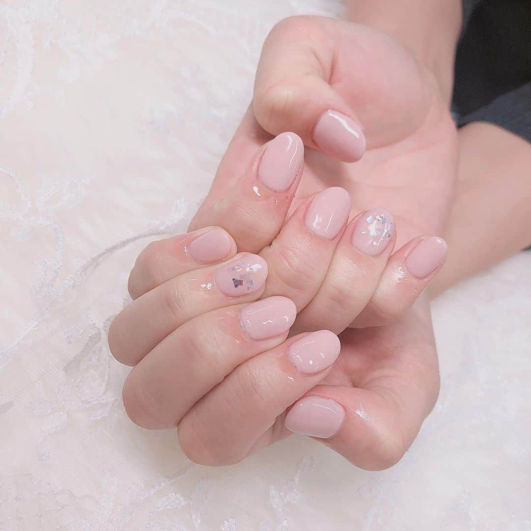 平田梨奈さんのインスタグラム写真 - (平田梨奈Instagram)「先月撮影前に　@pomynail_shibuya でネイルしてきました👏💕今は自粛中だからしばらくはいけないけどいろいろ落ち着いたらかわいいネイルしに行きたいな😊平日は無料でタピオカでるしオーダーチップも作ってもらえるしかわいいパーツや3dパーツがめっちゃ豊富なの！みんなも行けるようになったら是非行ってね✨　 #pomynail  #hiranail」4月15日 19時23分 - hirari_official