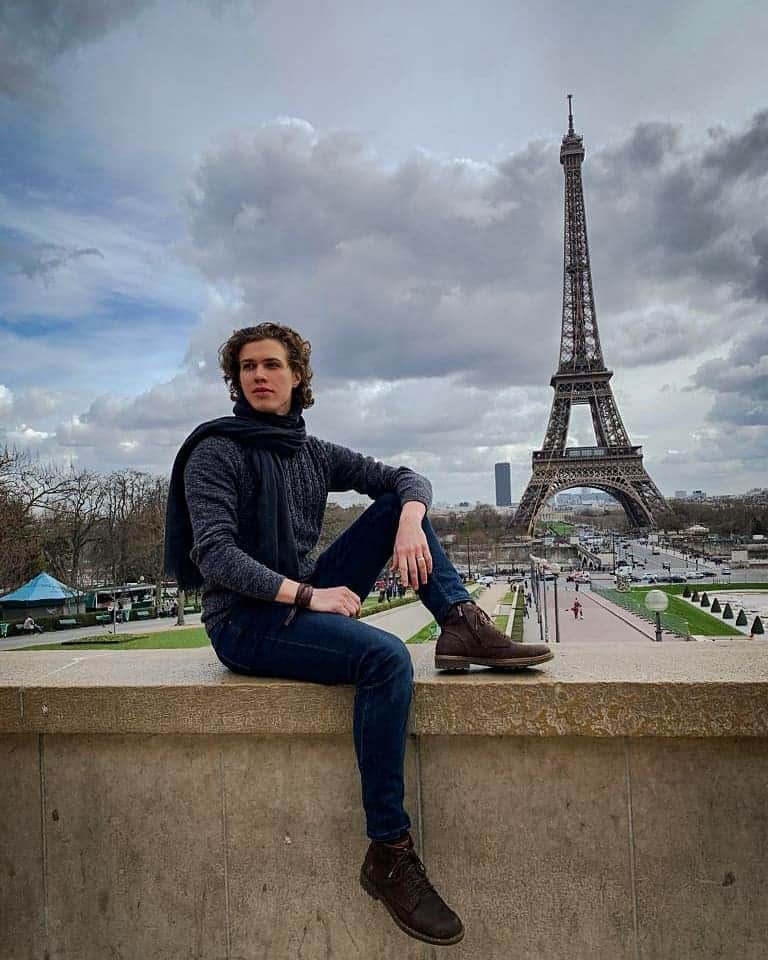 パヴェル・ドローストさんのインスタグラム写真 - (パヴェル・ドローストInstagram)「🎶Moi j'aime Paris tous les moments toutes les saisons...🎶 J'attends le moment quand je pourrai revenir.... 💭🚶🏼 . . . .  #разбираяфотопленку #paris #france #travel #music #zaz #stayhome」4月15日 19時43分 - pashka_drozd