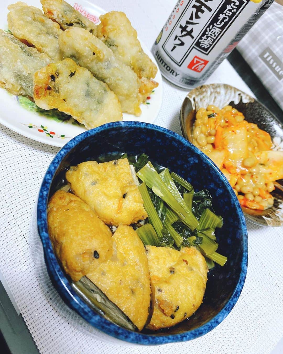 小川麻琴さんのインスタグラム写真 - (小川麻琴Instagram)「今日は小松菜とがんもどきの煮物を作りました☺️ 揚げ物を家でほぼ作らないのだけど、、食べたくなって「若鶏の梅しそ巻き」を購入🙏 あとは納豆キムチね。 #自炊  #小松菜とがんもどきの煮物  #梅しそ巻き  #納豆キムチ  #お腹いっぱい」4月15日 19時53分 - 1029_makoto