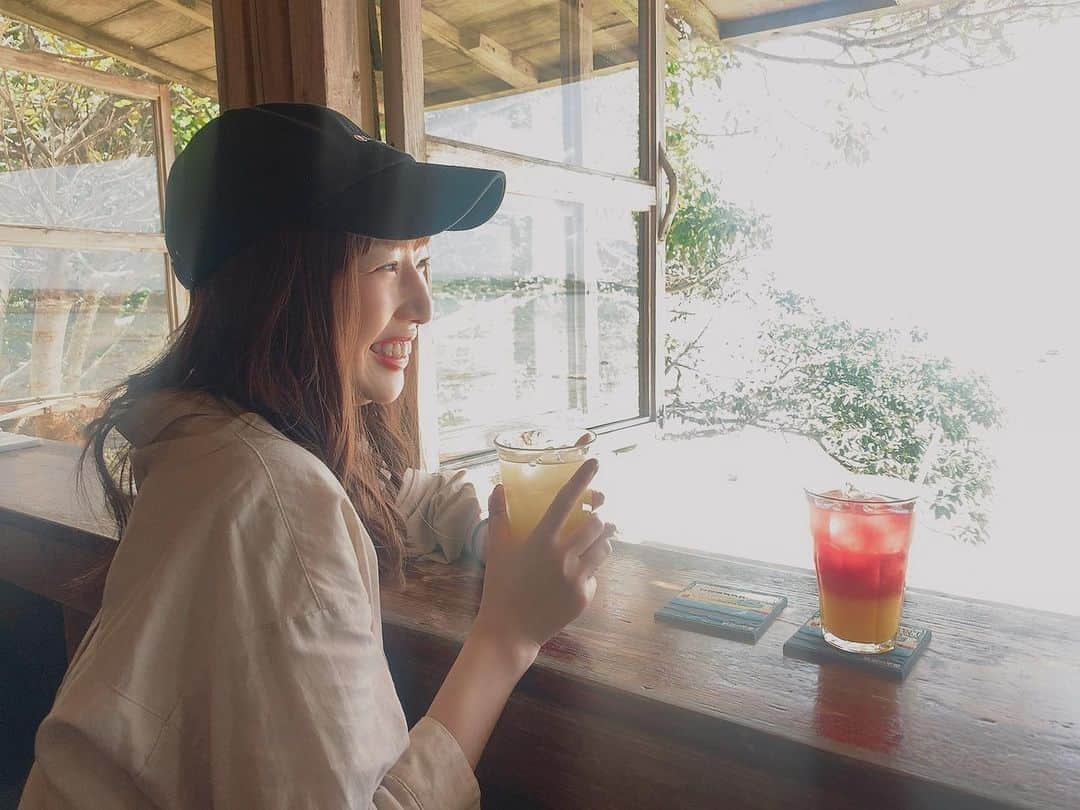 菅真鈴のインスタグラム：「‪.﻿ ﻿ こんにちまりん🌤‬﻿ ﻿ ‪オシャレなカフェみたいに‬﻿ ﻿ ‪ジュースを家で作ってみたい🍹‬﻿ ﻿ ‪#カレッジコスモス #カレコス ‬#cafe」