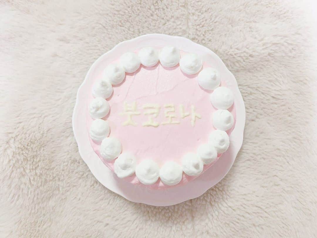 武井紗良さんのインスタグラム写真 - (武井紗良Instagram)「ブッコロナケーキ #お家カフェ」4月15日 20時31分 - sweets_sweetss