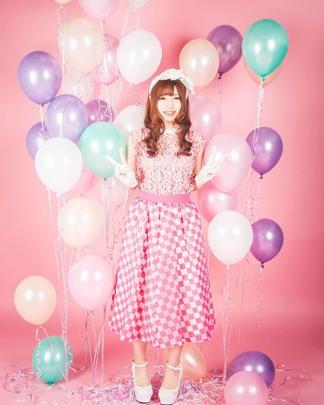成瀬心美さんのインスタグラム写真 - (成瀬心美Instagram)「🎈 . . ふんふんふーん。 . . #balloon #balloons🎈 #🎈 #pink #instagram #instagood #instagood #instapic #followme」4月15日 16時39分 - coco3ndazo