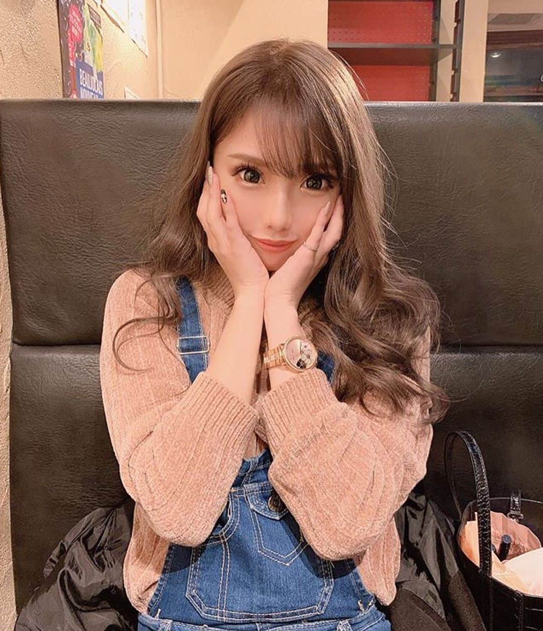 神出鬼没の【キャバ図鑑】のグルメインスタ