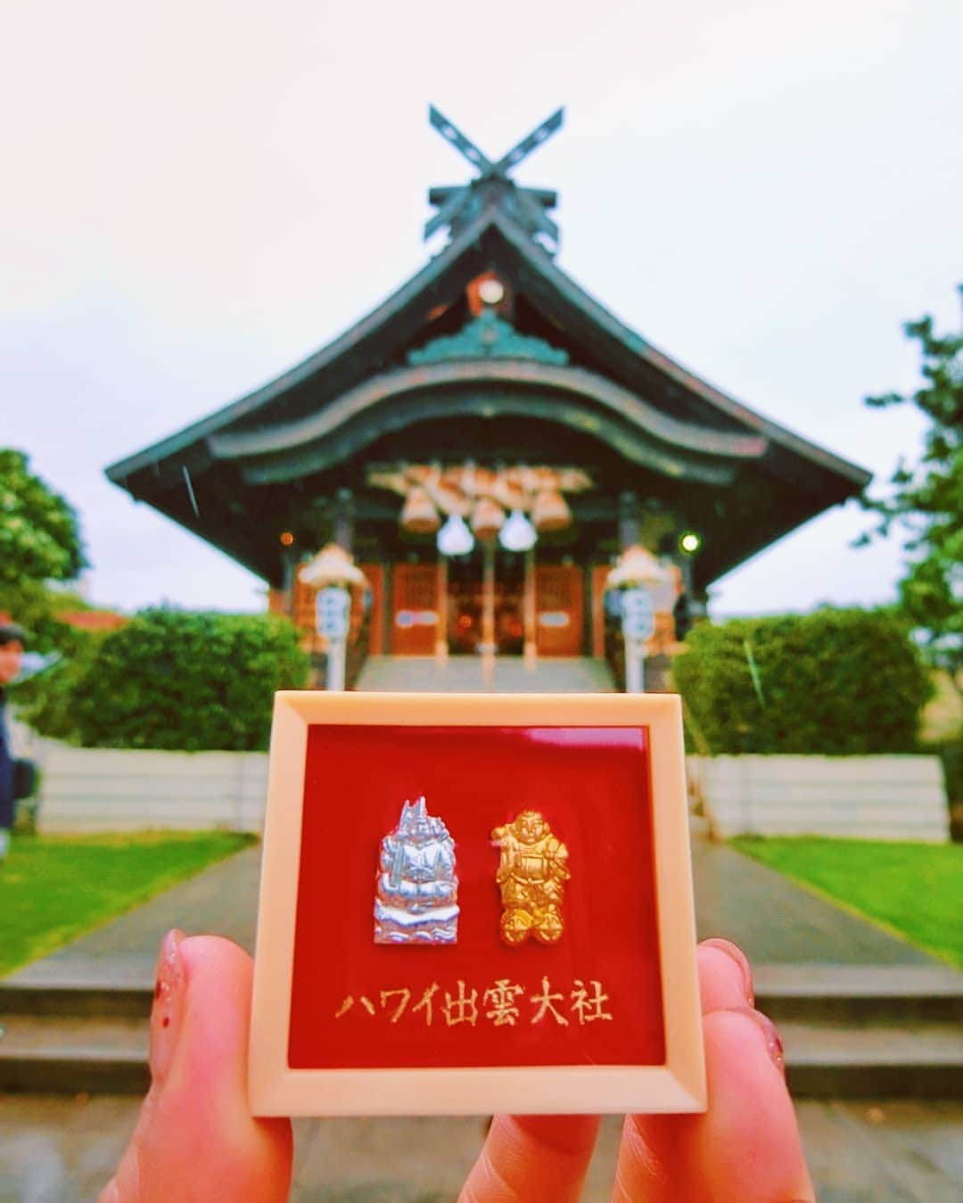 天霧真世さんのインスタグラム写真 - (天霧真世Instagram)「· ハワイ 出雲大社🌴⛩ · 日本とハワイの神様のダブルのパワーを頂けるという、ご利益二倍のパワースポット✨✨ · · 🔍215 N Kukui St, Honolulu, HI 96817 · · #laterpost #hawaii#oahu#honolulu#powerspot #izumotaishakyomissionofhawaii#⛩🌴 · 🌈@mayomayo.com_ 💎@mayosacise.official ✏@mayo_paint · ·」4月15日 17時55分 - mayomayo.com_