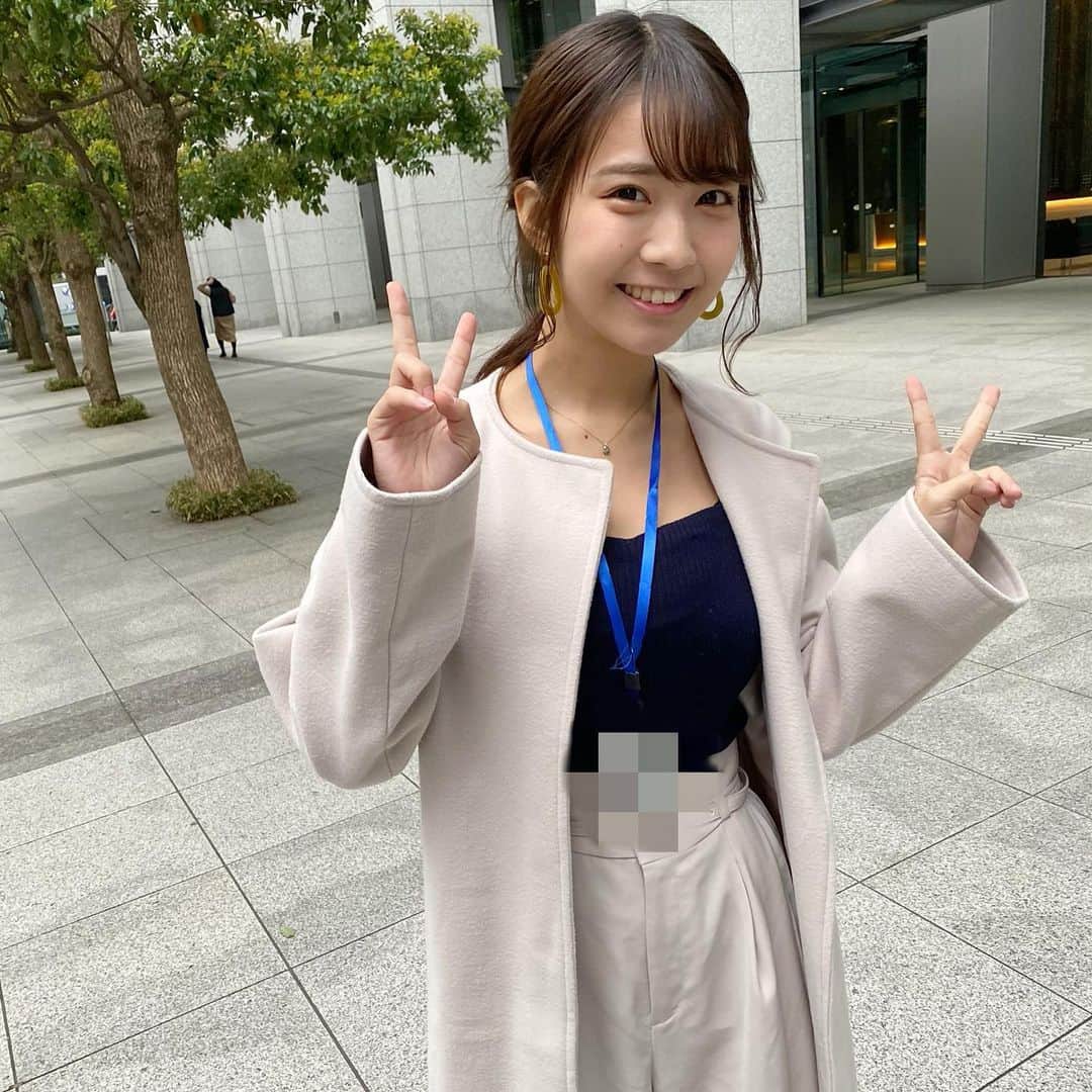天羽希純のインスタグラム：「初告白ですが、 実は平日はOLしています。  詳細は⬇️ https://youtu.be/aYuGi68JZ7k  #OL #社会人 #新社会人 #新入社員 #会社員 #オフィスカジュアル #オフィスコーデ #オフィスレディ」