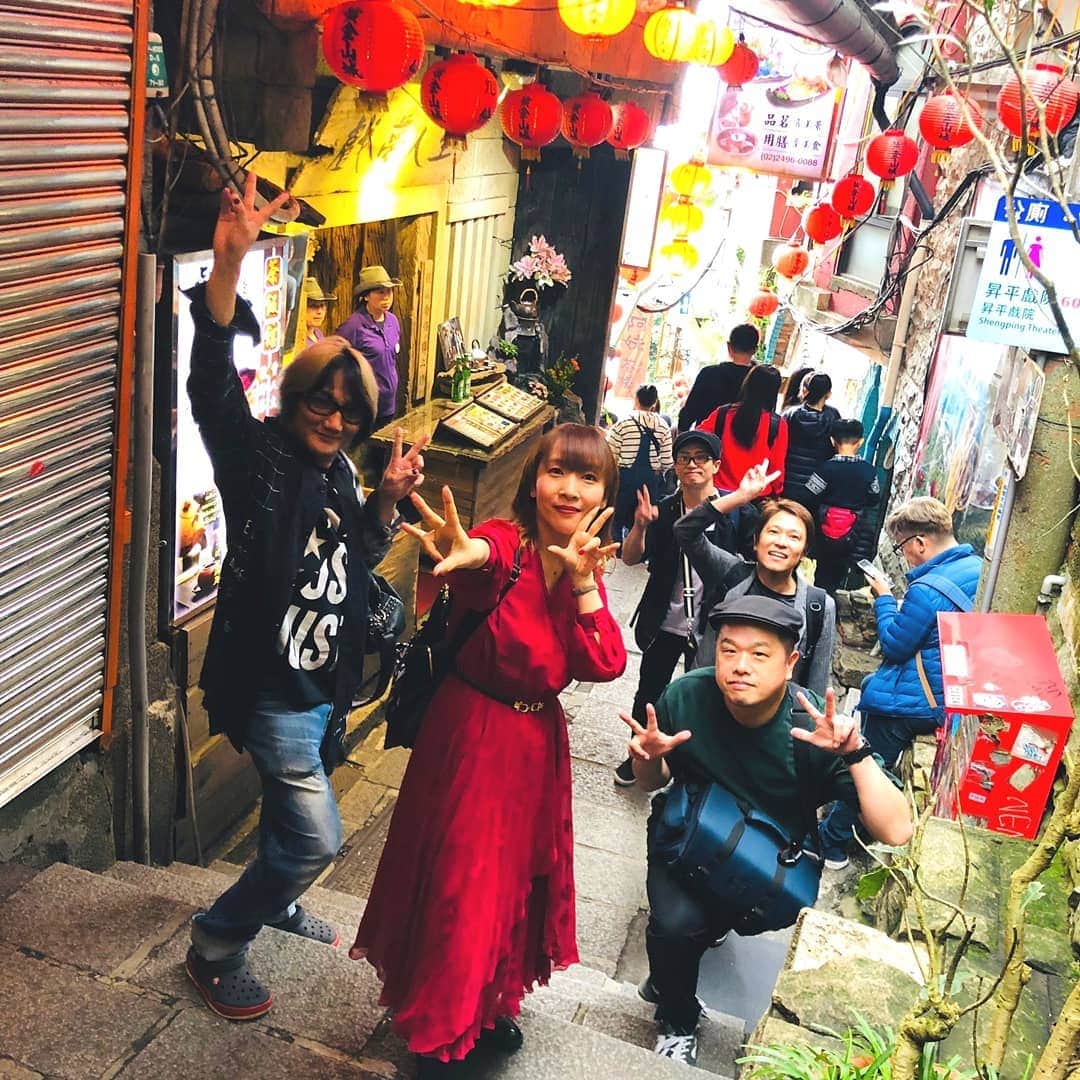 atsukoさんのインスタグラム写真 - (atsukoInstagram)「アジアツアー台湾からもう1年。 また行きたいな。 We love taiwan💕」4月1日 11時18分 - angela_atsuko