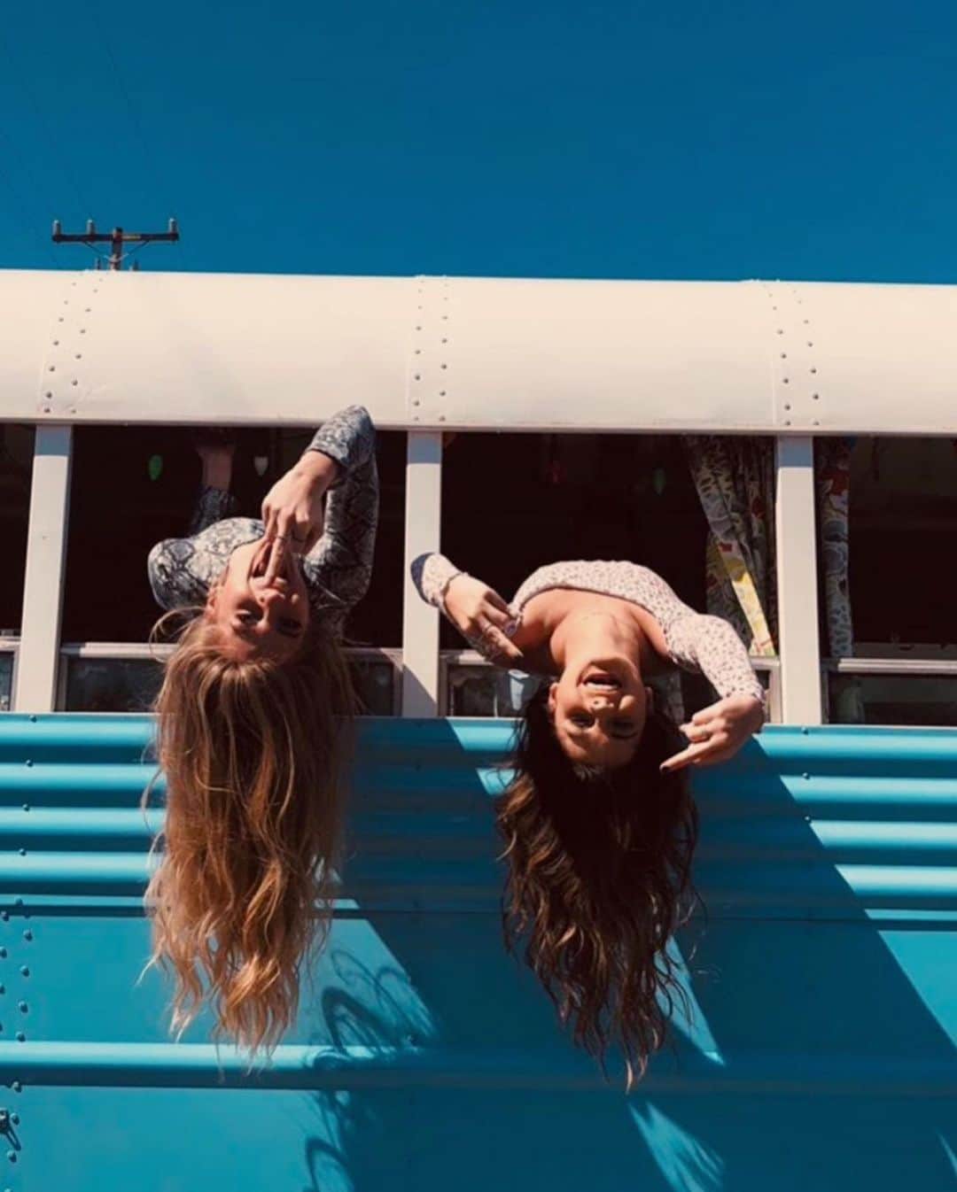 Brooke Marie Hylandのインスタグラム：「Don’t have enough middle fingers for you, Covid19. Take me back to a year ago today! </3」