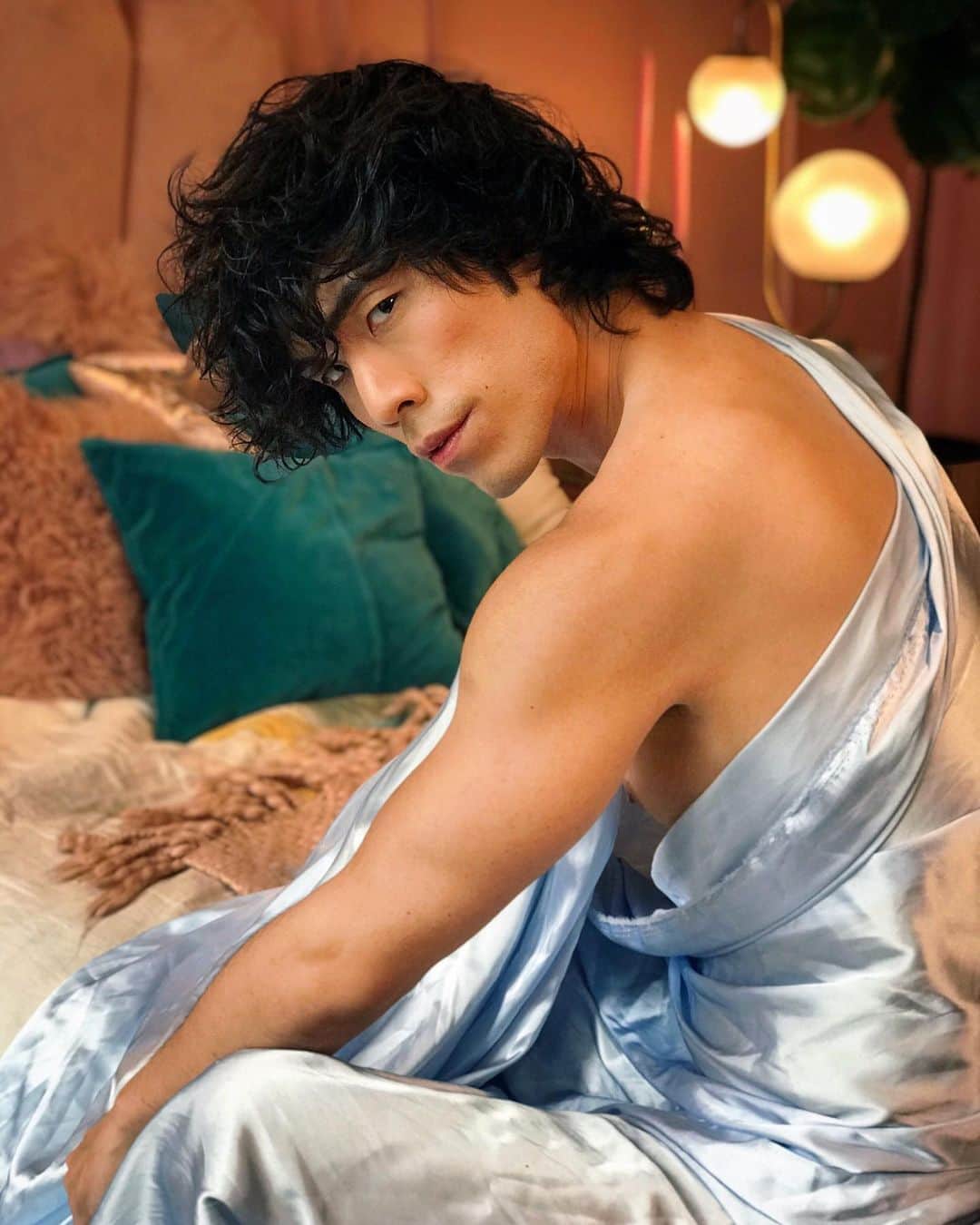 ユージン・リー・ヤンのインスタグラム：「daddy’s favorite™️」