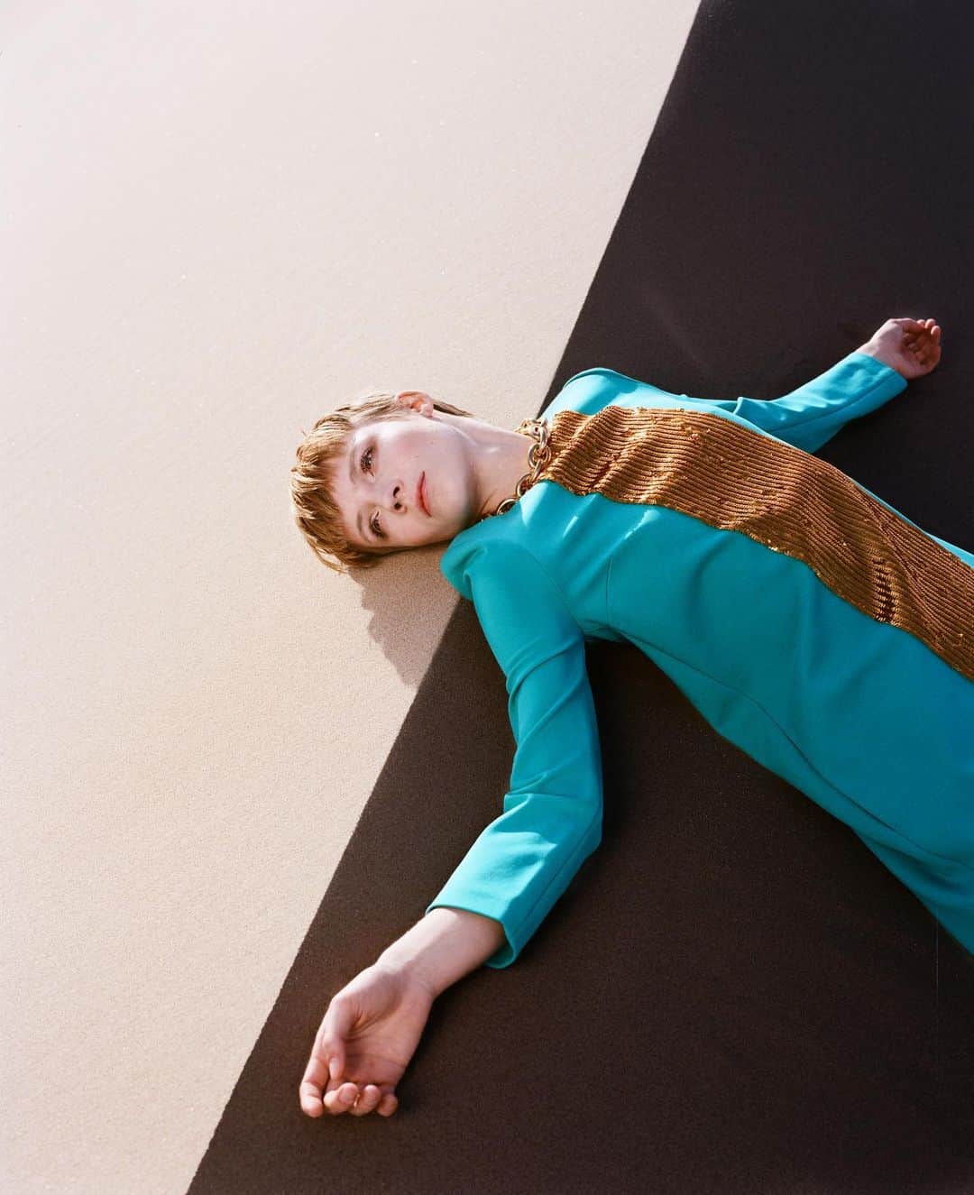 コール・スプラウスのインスタグラム：「@lucan_gillespie for @elleusa」