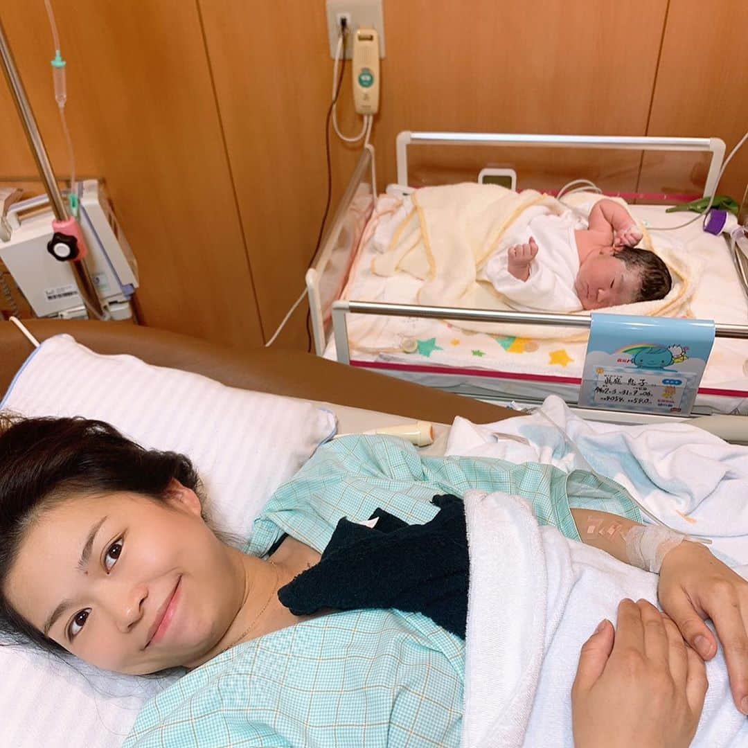 眞庭城聖さんのインスタグラム写真 - (眞庭城聖Instagram)「3.31 眞庭家3人目の子供が産まれました‼️ 孟聖(もうせい)4054㌘　54㌢のビッグベイビー👶 3人目にして初めて立ち会えました🙌 これからも眞庭家を宜しくお願い致します🙇‍♂️ #孟聖　#baby #family」4月1日 9時41分 - money_0527