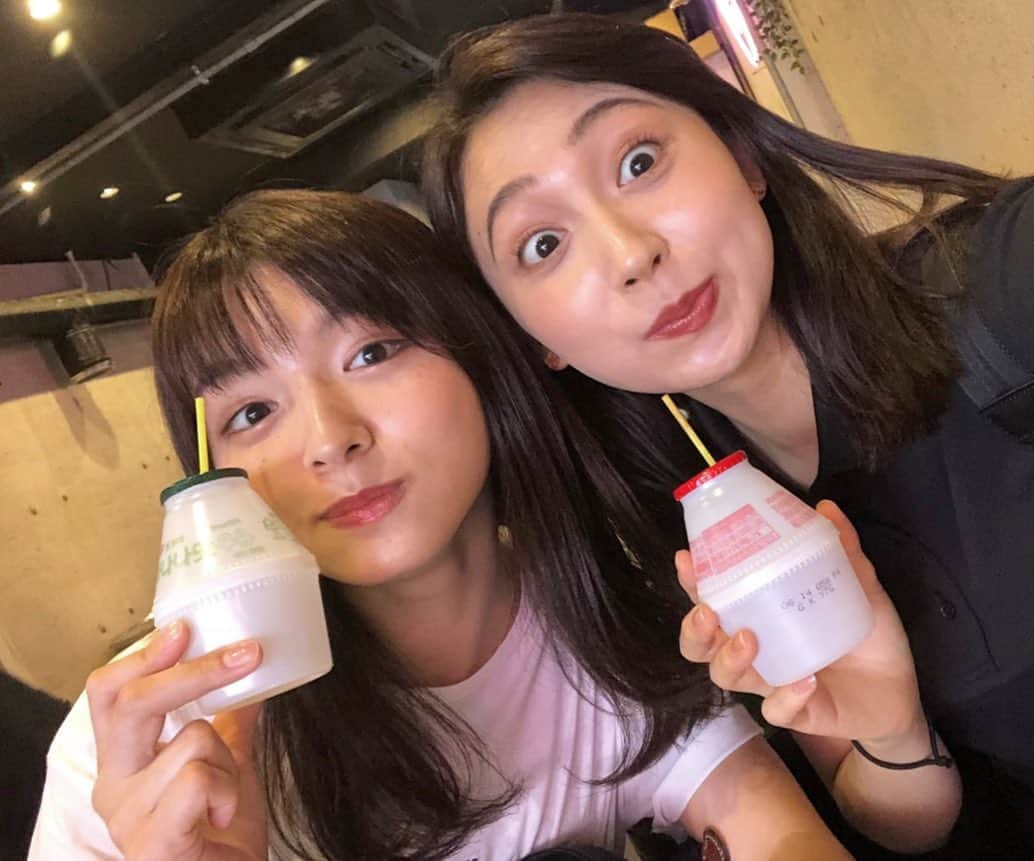 野嶋紗己子さんのインスタグラム写真 - (野嶋紗己子Instagram)「今日、4月1日！しみのじ新発見スタートしました！！☺️🌸　来週は野嶋がスタジオ担当します。こんな時期ですが、、、少しでもみなさまに、笑顔をお届けできるよう頑張ります。 これからもしみのじ、どうぞ宜しくお願いします！  #ちちんぷいぷい#しみのじ#清水麻椰#野嶋紗己子#アナウンサー#連日の投稿すみません💧#去年の写真たち #いつもありがとう😊#大阪の親友であり同期であり支え」4月1日 19時33分 - nojima_sakiko