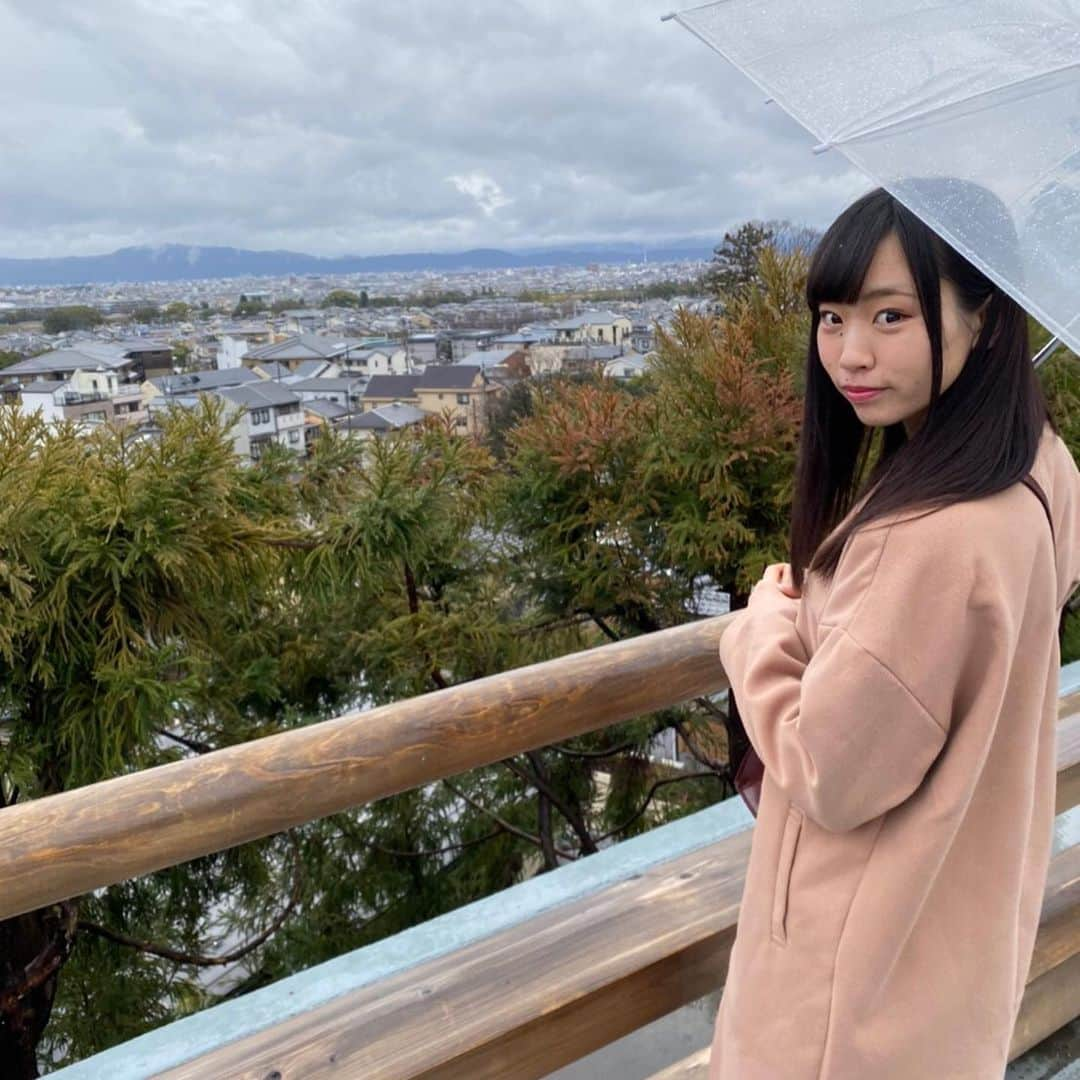 暁成実さんのインスタグラム写真 - (暁成実Instagram)「・ 雨の日にデートするのも 悪くないんじゃないかなぁ ・ ・ ・ #仮面女子候補生west #暁成実 #彼女感 #雨の日 #デート #京都 #観光 #大阪 #アイドル #仮面女子シアター #pleasefollowme」4月1日 20時04分 - narumi_akatsuki