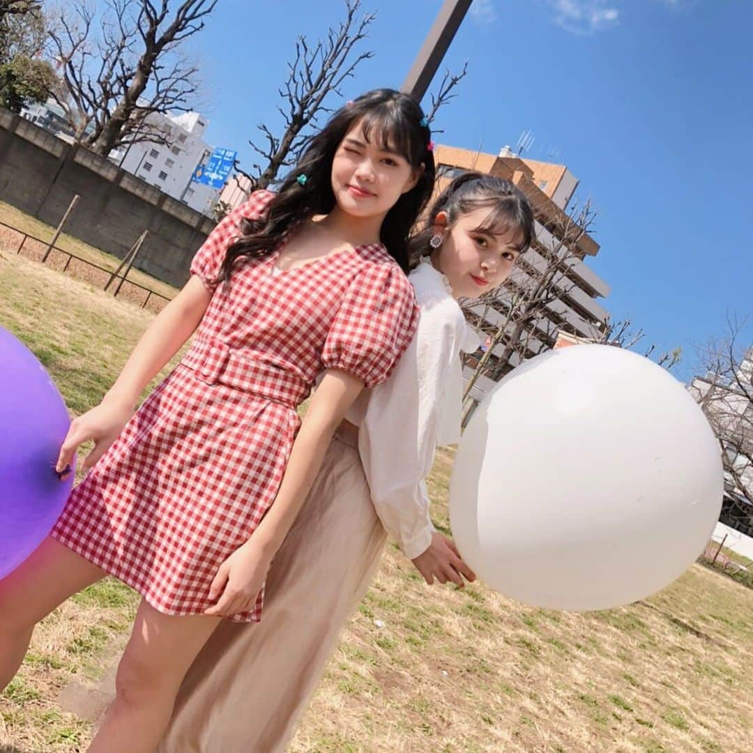 Popteenさんのインスタグラム写真 - (PopteenInstagram)「5月号のPOPモデル最新プロフ帳にはレギュモも私服で登場❣️🐰🦄 この春ハマってるものやアイメイクなどいろんなことを教えてもらったよ😉🌈 #Popteen#ポップティーン#モデル#川端結愛#ゆめぽて#小泉のん#のんち#プロフィール#私服#春服#オフショット」4月1日 12時32分 - popteen_official