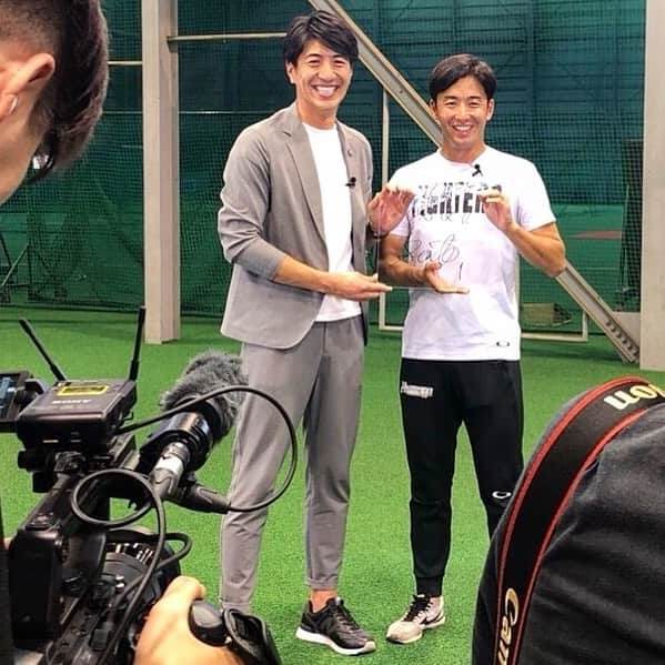 田中大貴さんのインスタグラム写真 - (田中大貴Instagram)「& NPB  開幕の日は必ず来る。 見せましょう、ファンの底力を。  #プロ野球 #アンドNPB #北海道日本ハムファイターズ #斎藤佑樹 #2018撮影」4月1日 12時39分 - daiki.tanaka_1980