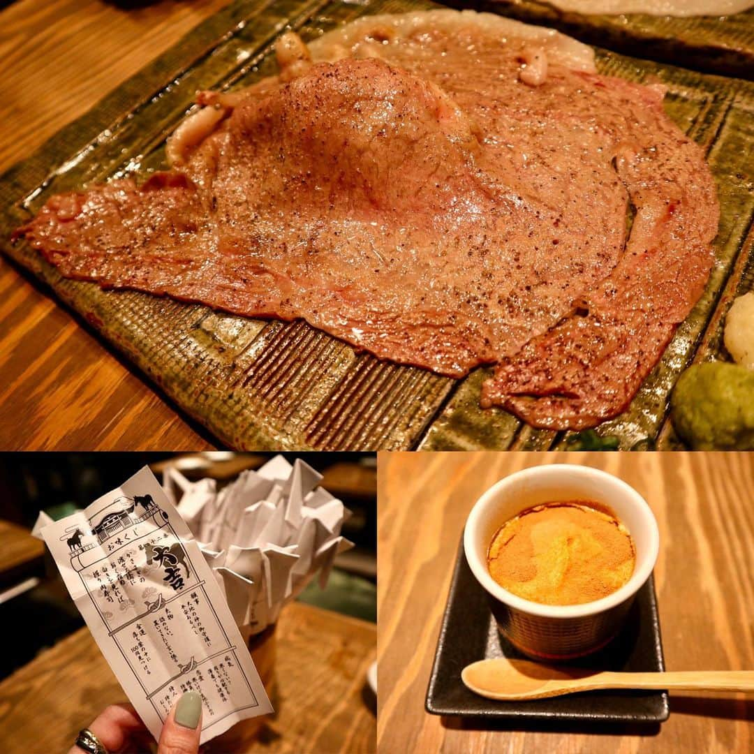 横山みれいさんのインスタグラム写真 - (横山みれいInstagram)「贅沢🤩 肉寿司お勧め食べ尽くしコース🍣﻿ を、肉寿司 門前仲町店さん( @nikuzushi_monnaka )でいただきました😊♩﻿ ﻿ ﻿ 世間を一世風靡した『肉寿司！！』﻿ 門前仲町店さんはなんと【駅徒歩1分】と駅近！！﻿ お一人様から貸切まで対応してくれます☝️😊﻿ 逸品料理130円から楽しめ、﻿ 全70種の肉寿司が自慢のお店です♩﻿ ﻿ 今回いただいたのは…﻿ １、名物‼さしとろ﻿ インパクト抜群の大きな国産牛のリブロースを豪快に目の前で炙ります🤩﻿ 目の前で楽しんだ後はお肉の旨味を存分に味わって♡﻿ 塩コショウとの相性も抜群、お好みで山葵・葱をのせて😋﻿ ﻿ ２、かくれ名物　うにく巻き﻿ 雲丹としゃりを国産の和牛で巻いて♡﻿ 見た目のインパクトもすごいし、食べ応えも味も文句なし😋﻿ ﻿ ３、NIKURA﻿ 極上の馬肉にいくらをのせて巻寿司にした映え料理〜😋﻿ ﻿ ４、フォアグラ　上稲荷﻿ 自家製の甘ダレで炊いた稲荷に、味噌漬けしたフォアグラをのせて♡﻿ 和と洋が素敵に出逢いました☺️﻿ ﻿ ５、和牛とろカルビ﻿ 国産和牛に皆大好き自家製の焼肉ダレをかけて豪快に炙ります！！﻿ ひとくちじゃ食べられないくらいおっきいお肉♡﻿ もちろん、美味😋﻿ ﻿ ６、前菜3種盛り合わせ(べっこう玉・肉チャンジャ・梅水晶)﻿ べっこう玉・・・卵黄の醤油漬け﻿ 肉チャンジャ・・・馬肉の手作りチャンジャ﻿ 梅水晶・・・馬肉の手作り梅水晶﻿ 前菜から豪華にいただきました😋﻿ ﻿ ７、肉寿司のポテトサラダ﻿ 寿司屋ならではのガリが入ったポテトサラダ！！勿論馬肉も入っており、最後にパルメジャーノチーズをかけて😋﻿ ガリの隠し味が絶妙！！﻿ ﻿ ﻿ 8.馬肉ユッケ﻿ 肉寿司が提供する馬肉は絶品♡﻿ 女性から子供まで大人気！﻿ やはり生肉は最高…☺️﻿ ﻿ 9.赤身にぎり盛り合わせ3品﻿ 赤身とローストビーフのにぎり🍣﻿ これぞ、肉寿司！の真骨頂🤩﻿ ﻿ 10.ほうじ茶ティラミス﻿ 最後のデザートに♡﻿ ﻿ 11.セロリ・ガリ﻿ やめられない、止まらない！﻿ 一生ハイボール飲めるやつ😋﻿ ﻿ ﻿ ﻿ 店員さんもとても気さくで居心地の良いお店でした😊﻿ エレーナと一緒に行ってきたのですが、﻿ 店主さんが、昔2人でよく行っていた焼き鳥さんで働いていたらしく、時期も被ってたので、﻿ 『絶対会ってた〜！』﻿ って話になって楽しかった😊♩﻿ いろいろ落ち着いたら、また、いこう〜😋﻿ ﻿ こんなボリューム満点肉寿司をいただけるのは…👇﻿ 【門前仲町 肉寿司 】﻿ ・東京都江東区富岡1-4-3﻿ ・地下鉄東西線 門前仲町駅 徒歩1分﻿ ・門前仲町駅から187m﻿ ﻿ ﻿ #門前仲町肉寿司 #門前仲町居酒屋 #肉寿司 #門前仲町グルメ #肉女子会 #駅近 #pr #コラボベース #みれいンフルエンサー」4月1日 13時16分 - mireichan66