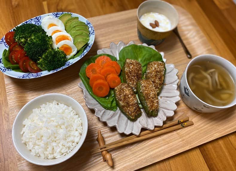 鮫島彩さんのインスタグラム写真 - (鮫島彩Instagram)「・ ・ 最近の夕食🍴 ・ ・ 食事と睡眠で免疫力を上げて感染予防にも繋げられたらいいなと思います🍚 ・ ・ #アスリート飯 #食事だけでは勝てないけれど #食事で負けることはある」4月1日 21時00分 - aya_sameshima