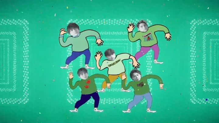 COLORCREATIONのインスタグラム：「「GREEN LIGHT」MV解禁🍀 ノリノリダンスをぶちかましてます...！？笑  これを観て少しでも笑顔が増えますように！  New music video out on YouTube now. See our smooth dance moves?lol  Hope this makes you smile😆  #カラクリ #COLORCREATION #GREENLIGHT #ビタミンソング」