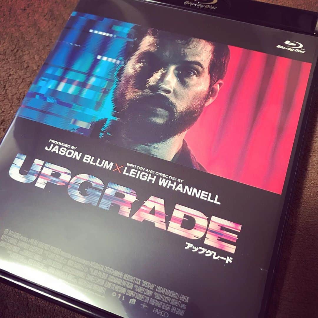 小森高博のインスタグラム：「‪去年のナンバーワン映画のソフトが発売になったよ！買ったよ！‬ ‪#アップグレード ‬ ‪#リーワネル ‬」