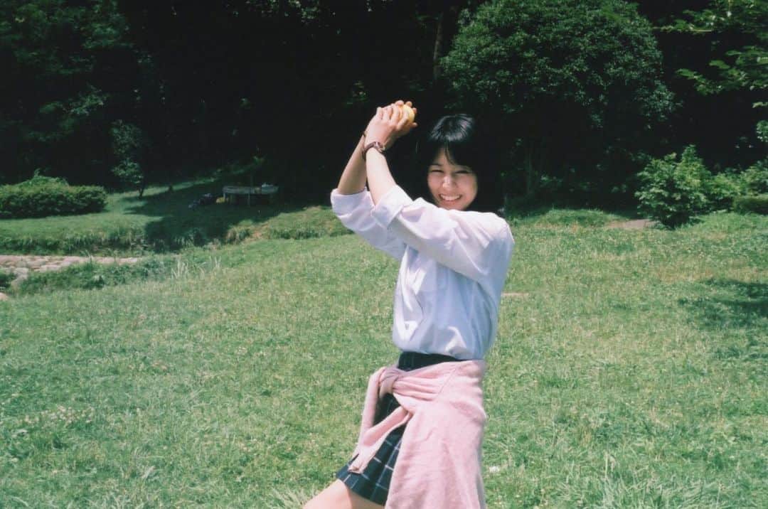 のインスタグラム：「制服はニセモノ。#nanamifilm_」