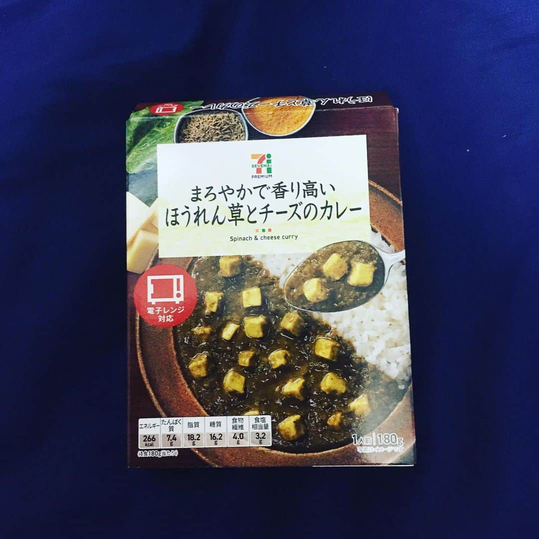 斉藤伸也のインスタグラム：「今のところナンバーワン  #curry #カレー #レトルトカレー」