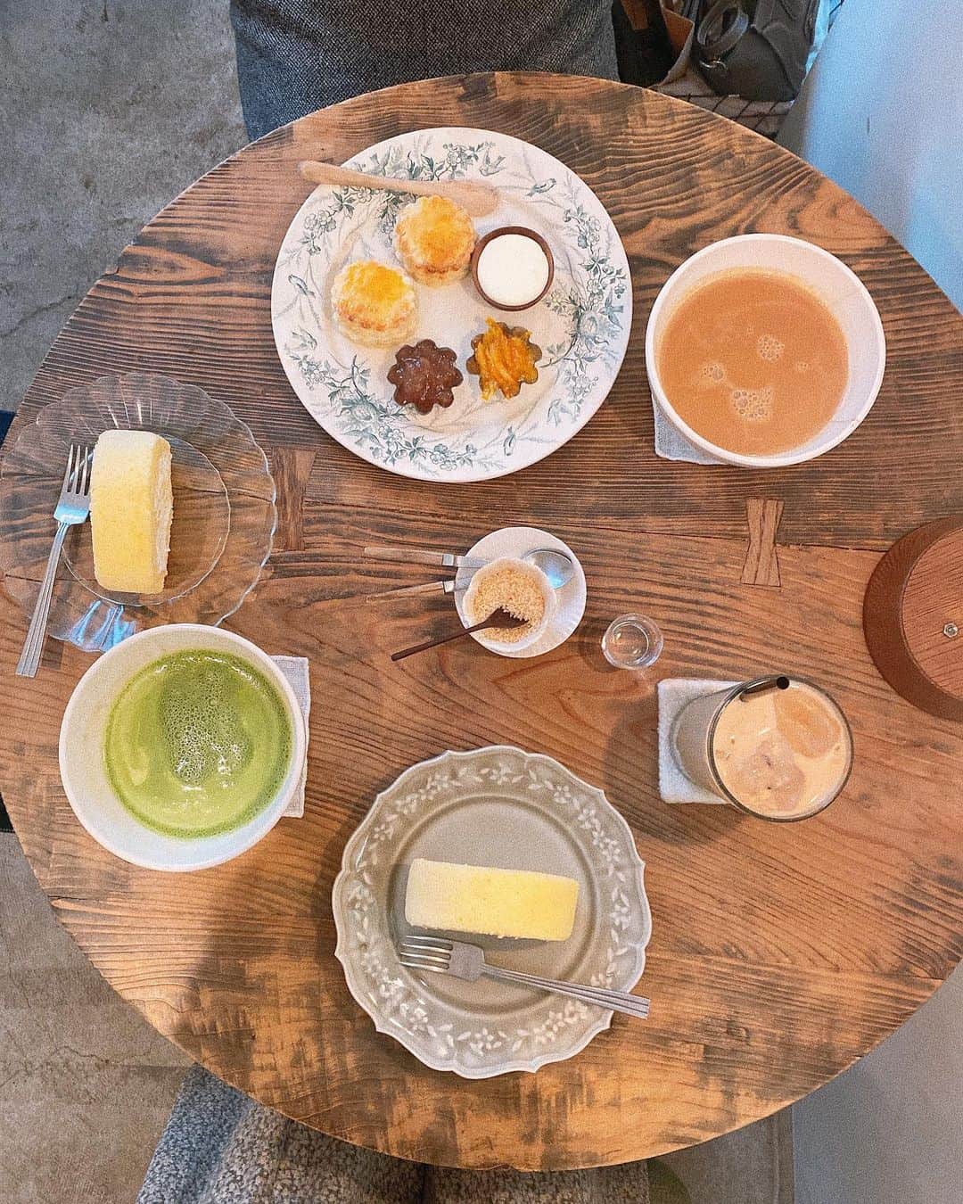 岡元優香のグルメインスタ