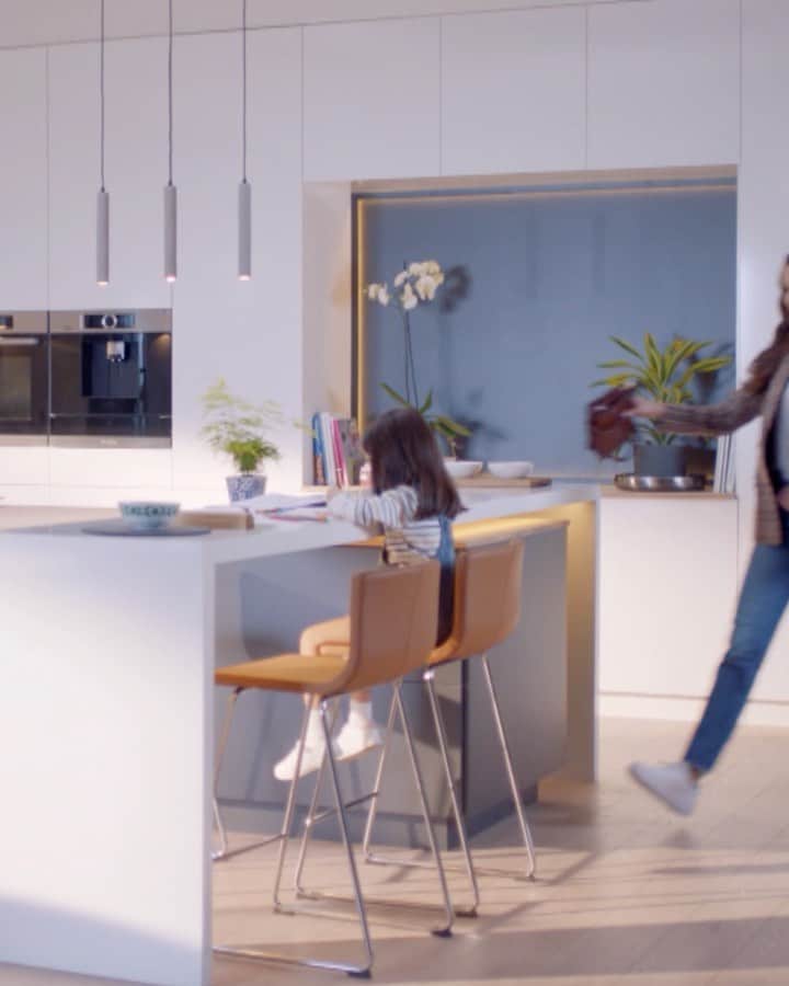 Leyla Lydia Turgutluのインスタグラム：「PerfectBake bilir, sen merak etme💁🏻‍♀️🥮 @sukruozyildiz #BoschEvAletleri #PerfectBake #BoschlaYaşanır @boschhometurkiye ❣️」
