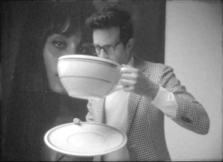 メイヤー・ホーソーンのインスタグラム：「My new single “Chasing the Feeling” is streaming everywhere now. New episode of Hawthorne Radio up and Wine & Vinyl Hour is back on youtube Thurs night are you not entertained!!!?」