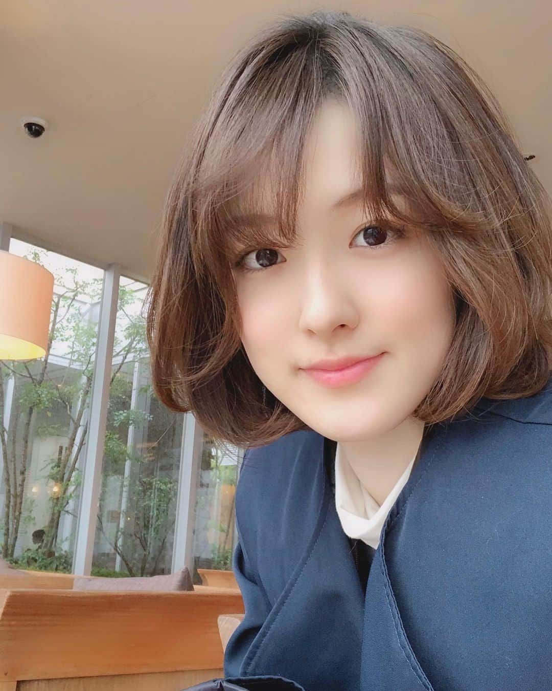 大後寿々花さんのインスタグラム写真 - (大後寿々花Instagram)「去年のわし😊  髪が短い！！」4月2日 15時24分 - suzuka_ohgo