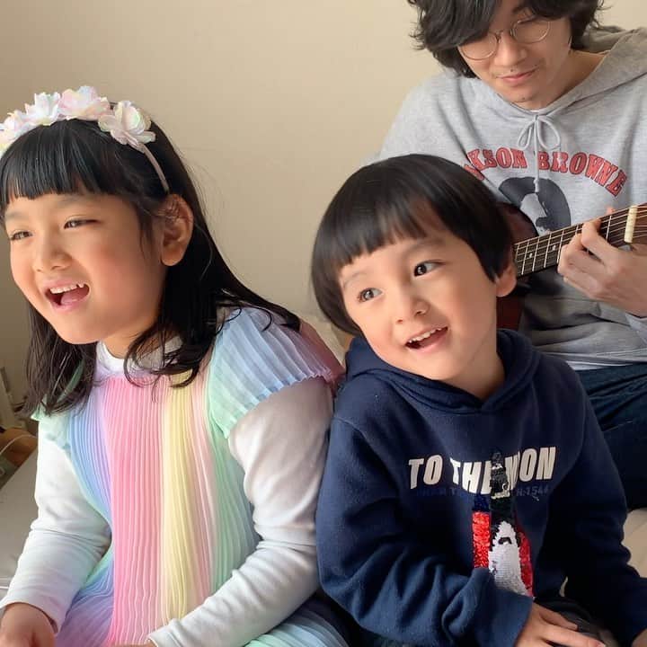 山口尚美のインスタグラム：「ほうき星リサイタルが開催されてた❣️🌠 #相対性理論」
