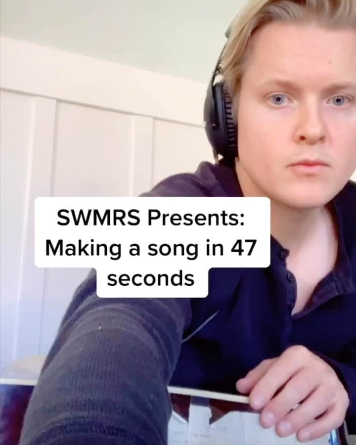 SWMRSのインスタグラム：「Quarantine tunes with Max」