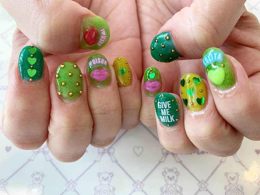 Jill&Loversさんのインスタグラム写真 - (Jill&LoversInstagram)「🌱 #jillandlovers #nail #nailart #paragel #gelneil#gel #ネイル #ネイルアート #me #look #love #かわいい」4月2日 8時37分 - jillandlovers