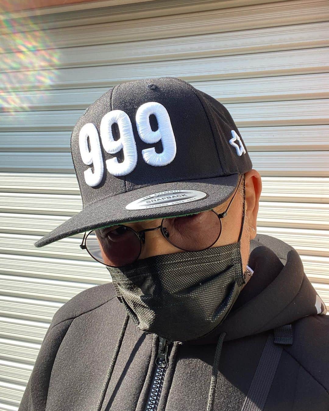 中野英雄さんのインスタグラム写真 - (中野英雄Instagram)「強盗に見えるな  #instagood #walking  #mobstar #cap#japan  #fashion #enjoy #instafashion」4月2日 16時14分 - hideo_nakano