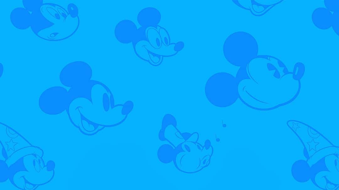 ミッキーマウスさんのインスタグラム写真 - (ミッキーマウスInstagram)「You always got a pal around with Mickey in your background! 💻😉 Follow the instructions in our comment below to download and snag a matching phone wallpaper @MickeyTrueOriginal.」4月3日 0時52分 - mickeymouse