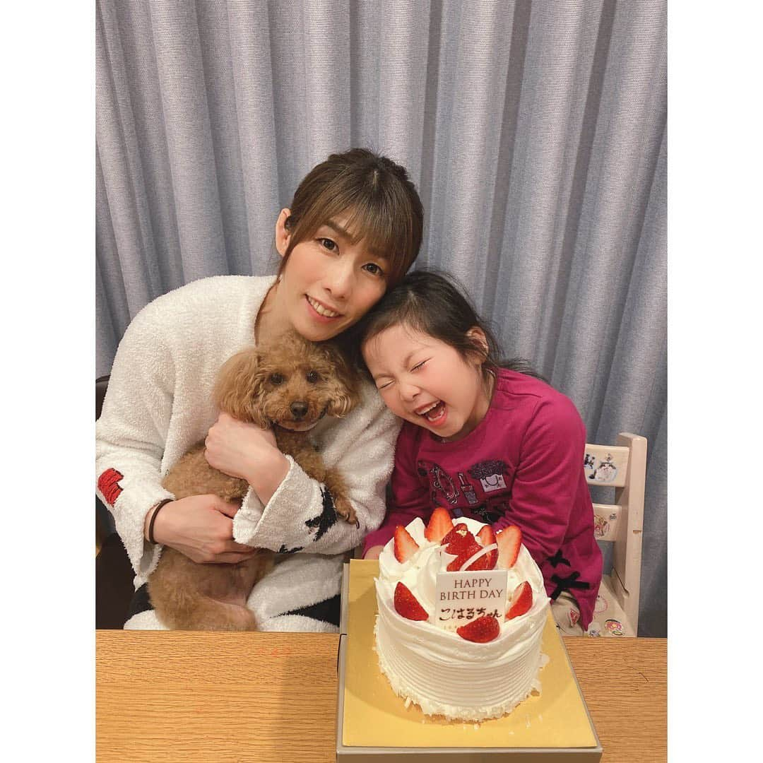 吉田沙保里さんのインスタグラム写真 - (吉田沙保里Instagram)「こはる！ 6歳のお誕生日おめでとう🎂🎁 こはるの笑顔が大好き♡ これからも明るく元気に過ごしてね😊✨ 素敵な6歳になりますように…❣️ #happybirthday #こはる #6歳」4月2日 20時46分 - saori___yoshida