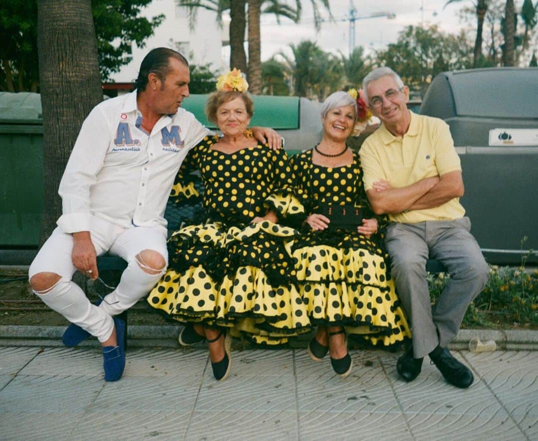 ナオミ・シマダのインスタグラム：「I feel extremely lucky to be able to call Spain one of my many homes. it’s been a life source to me and my whole family at many points in our lives, and for that I’ll always be grateful. my heart is heavy and I’m having trouble even getting my head around the insurmountable loss that’s happening everywhere but that’s hit them especially hard over the last few days. te amo 🇪🇸, siempre te llevo conmigo. Cuidaros XXXXXXXXXXXX」